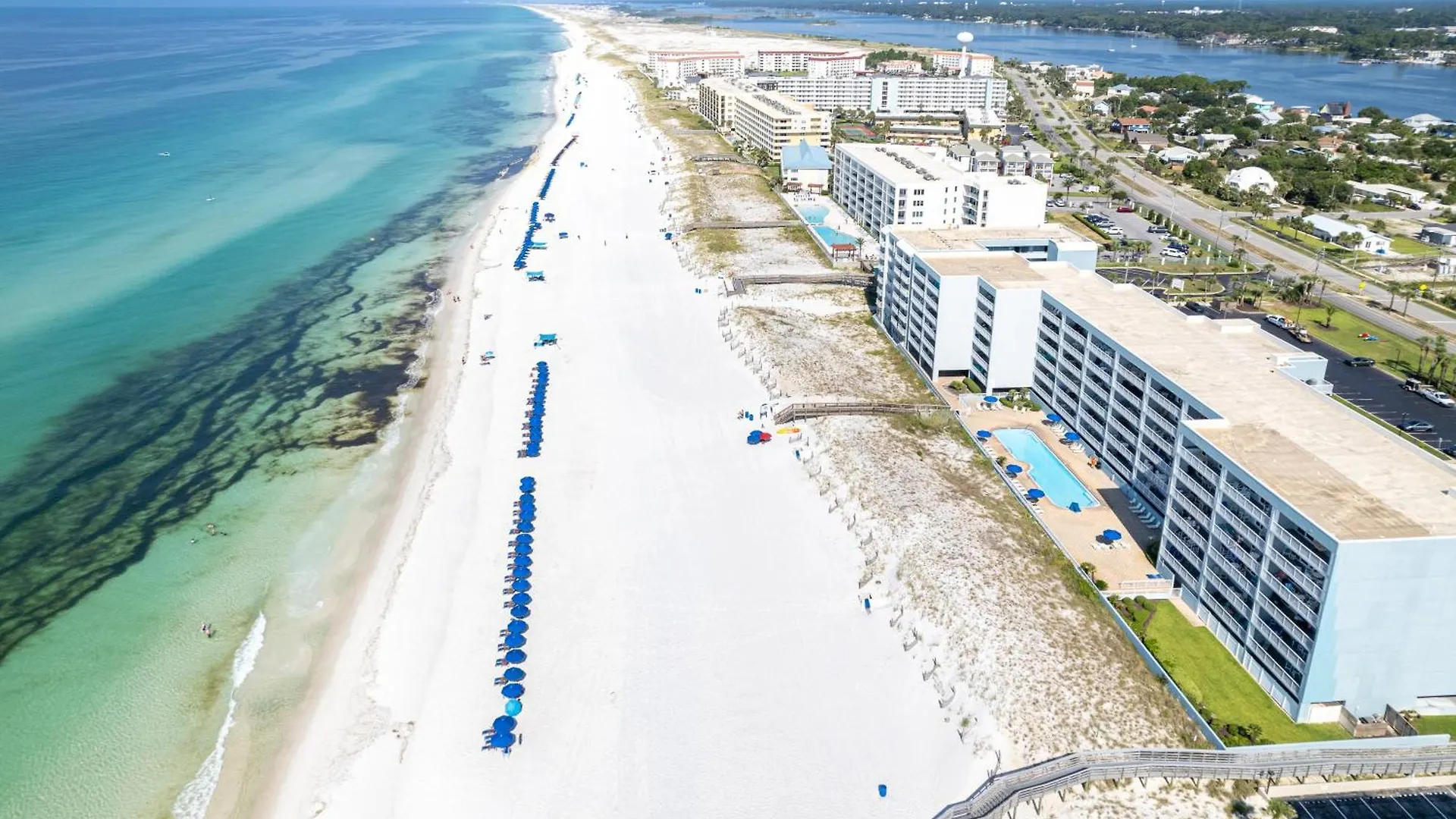 Sandpiper Cove 1082- By Holiday Isle Properties Destin